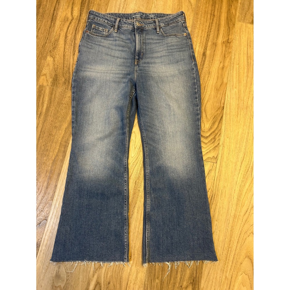 Old Navy Womens Extra High-Rise Flare Jeans Medium Wash Raw Hem Size 10 Petite‎